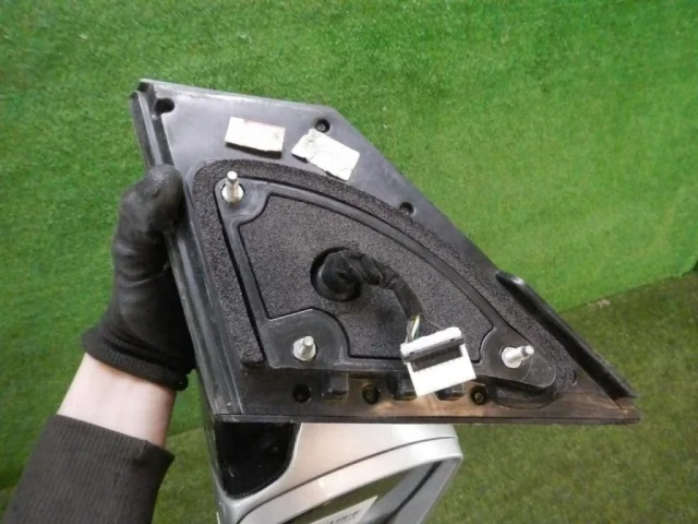 Стекла и зеркала для Hyundai i40 1 rest Седан 2015-2018 на фотографиях