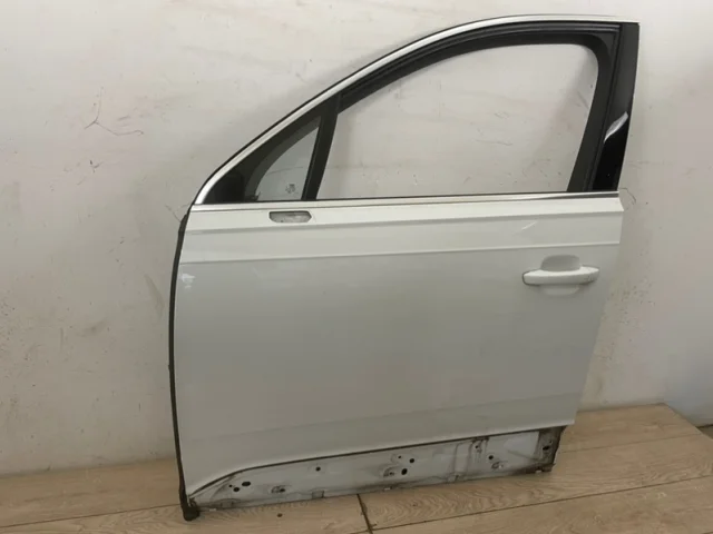 Дверь передняя левая для Audi Q7 4M 2015+ на фотографиях