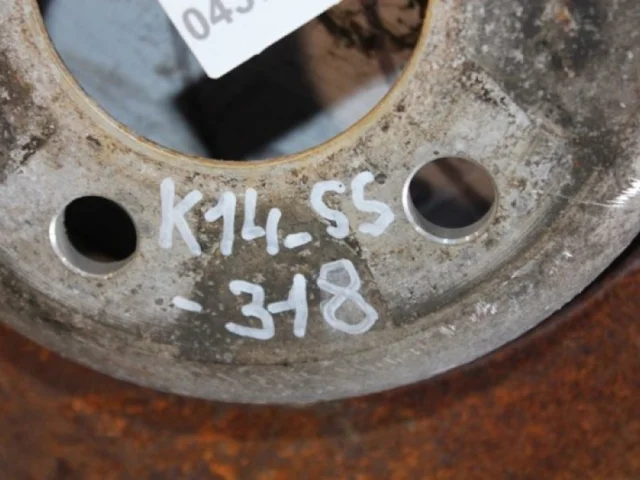 Диски тормозные передние (комплект) для BMW 5er Ф10 2010-2013 на фотографиях