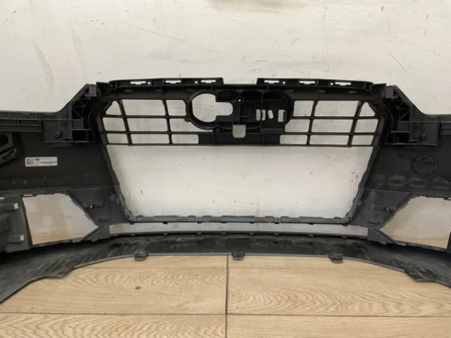 Бампер для Audi A6 C7 Avant 2010-2018 на фотографиях