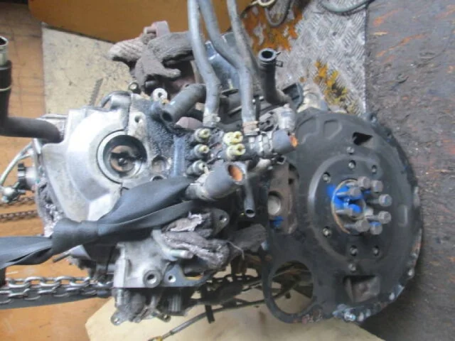 Двигатель для Toyota RAV4 XA20 2000-2005 на фотографиях