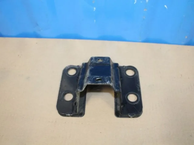 Усилитель заднего бампера для Audi Q7 4L 2005-2015 на фотографиях