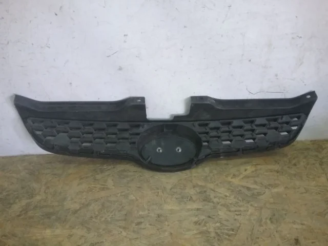 Решетка радиатора для Hyundai Matrix FC 2001-2010 на фотографиях