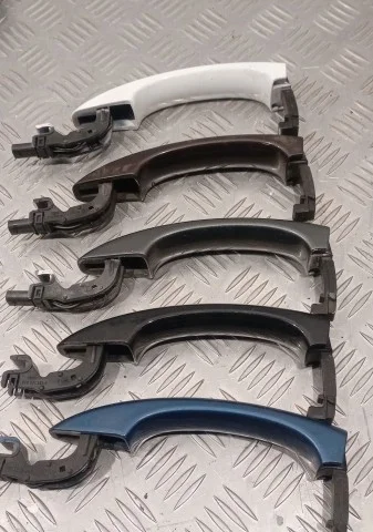 Ручка двери передняя левая внешняя для Audi Q5 8R 2008-2016 на фотографиях