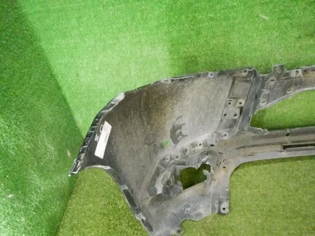 Накладка переднего бампера для Mitsubishi Pajero Sport KS0W 2016+ на фотографиях