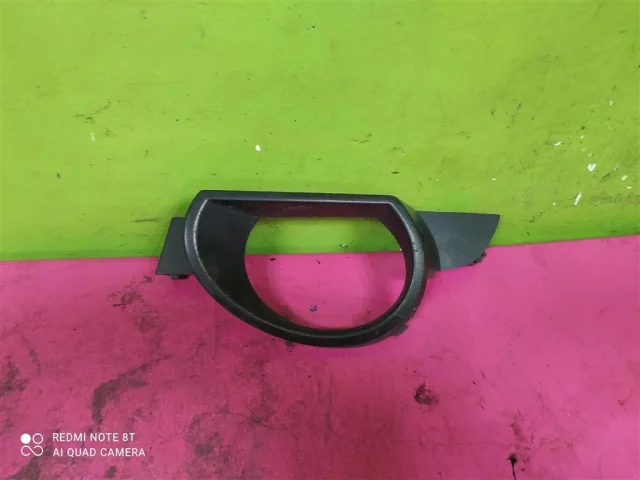 Решетка ПТФ левая для Audi Q7 4L 2005-2015 на фотографиях