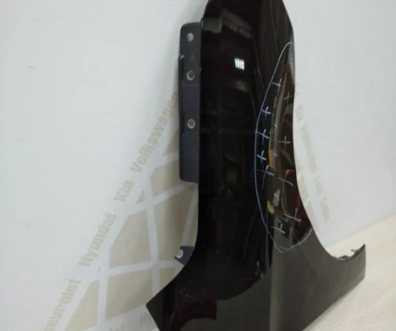 Крыло правое для Hyundai Elantra AD 2015-2019 на фотографиях