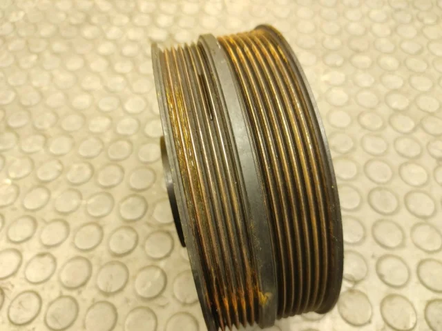 Шкив коленвала для Porsche Cayenne 958 2010-2014 на фотографиях