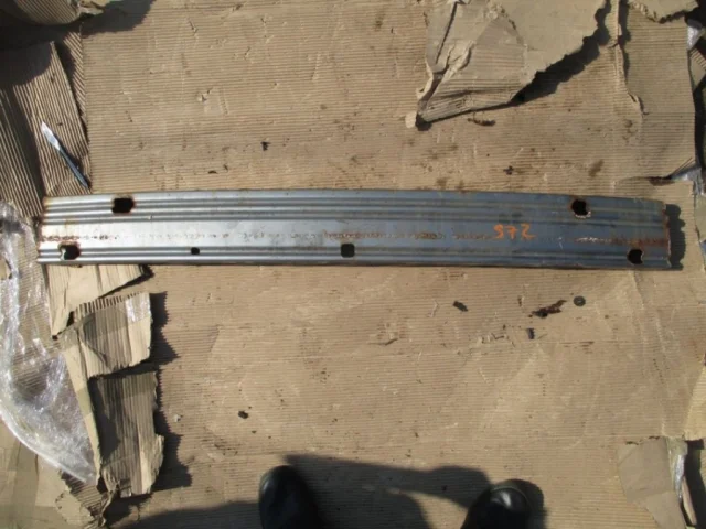 Бампер для Nissan Tiida SC11 Седан 2007-2014 на фотографиях