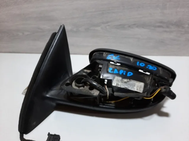 Зеркала для Skoda Rapid I rest NH3 2017-2020 на фотографиях