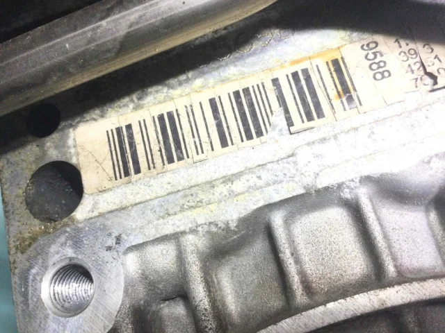 Двигатель без навесного для Volkswagen Polo IV Седан (9N2) 2003-2005 на фотографиях