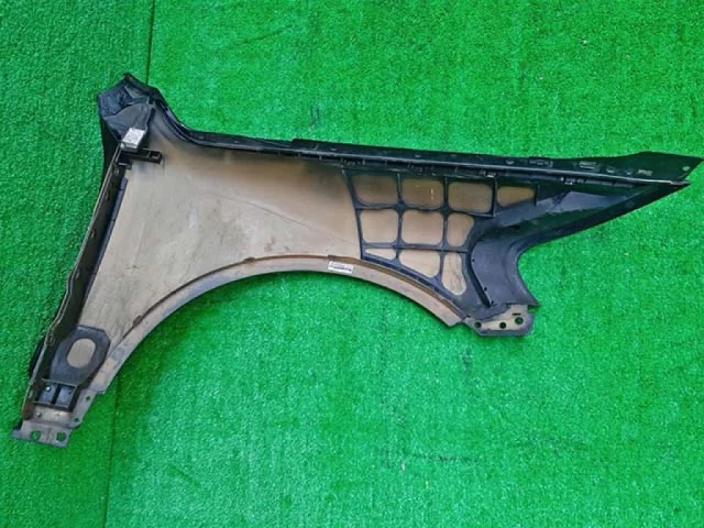 Крыло левое для Volkswagen Touareg I (7L) 2002-2010 на фотографиях