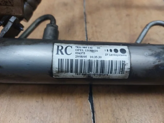 Электроусилитель руля для Opel Astra H Caravan 2004-2014 на фотографиях