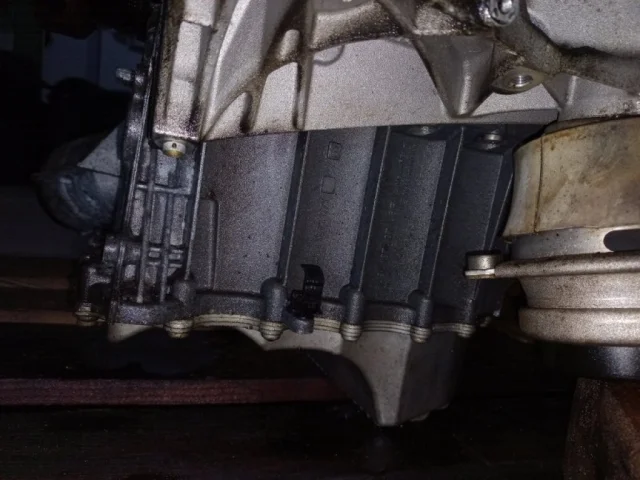 Двигатель без навесного для Porsche Cayenne 958 2010-2014 на фотографиях