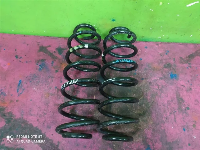 Пружина амортизатора задняя для Volkswagen Jetta 6 2010-2019 на фотографиях