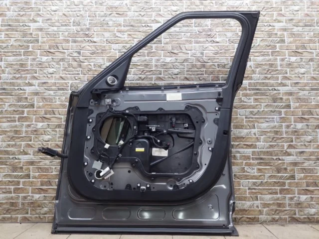 Дверь передняя правая для Land Rover Range Rover Sport L494 2013-2017 на фотографиях