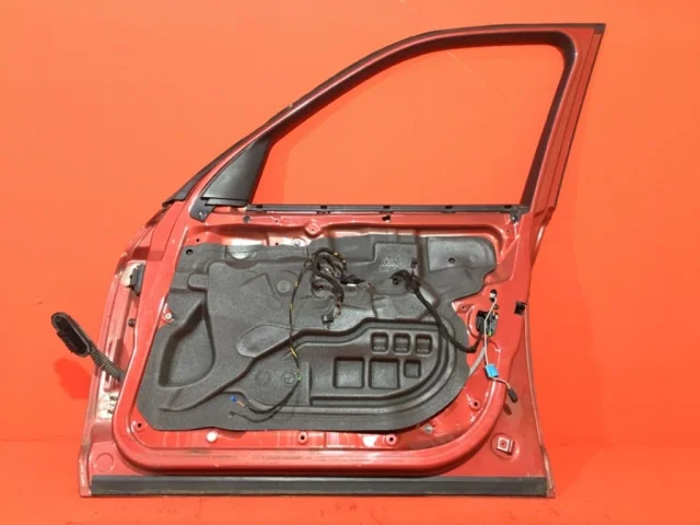 Дверь передняя правая для BMW X3 Е83 2003-2010 на фотографиях