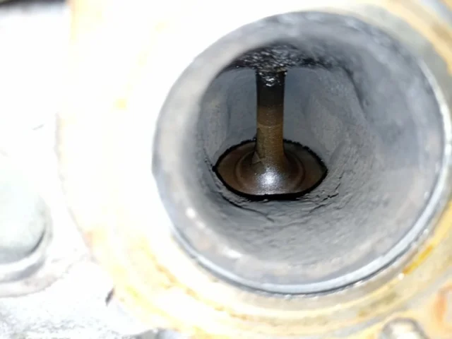 Двигатель без навесного для Mercedes-Benz CLK class C208 1997-2002 на фотографиях