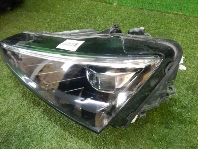 Фара левая для Skoda Rapid II 2020+ на фотографиях