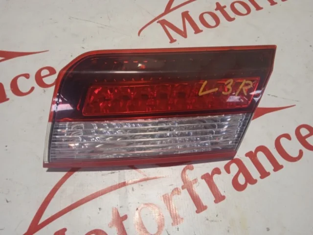 Фонарь внутренний правый для Renault Laguna Лифтбек X91 2007-2011 на фотографиях