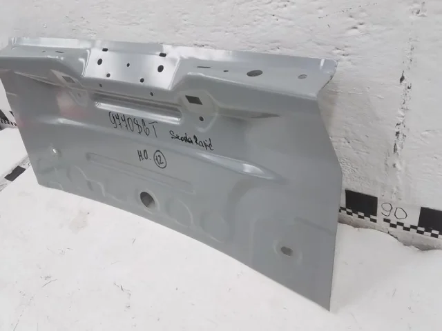 Панель кузова задняя для Skoda Rapid I NH3 2012-2017 на фотографиях