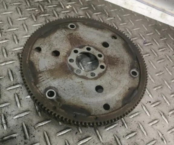 Маховик для Nissan Almera G15 2012-2019 на фотографиях