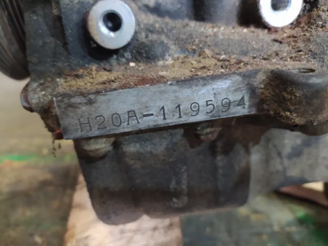 Двигатель без навесного для Suzuki Vitara TA 1988-1998 на фотографиях