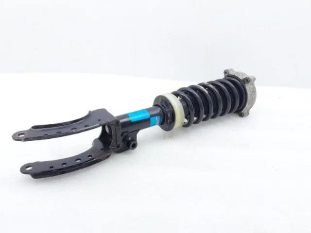 Пружина амортизатора передняя для Audi Q7 4L 2005-2015 на фотографиях