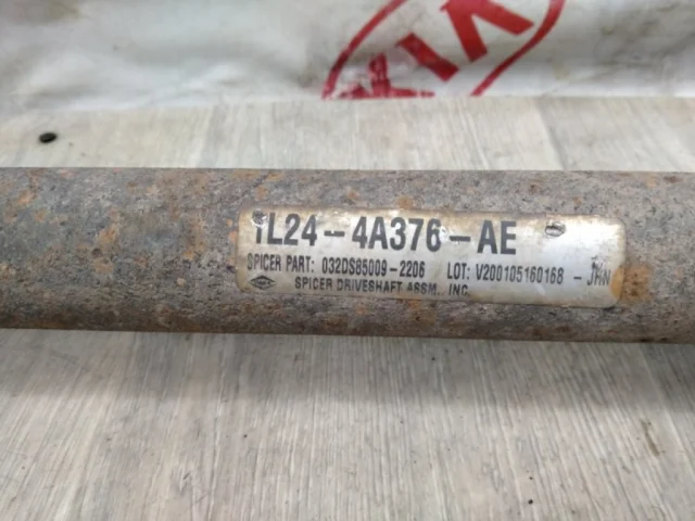 Карданный вал передний для Ford Explorer UN152 2001-2005 на фотографиях