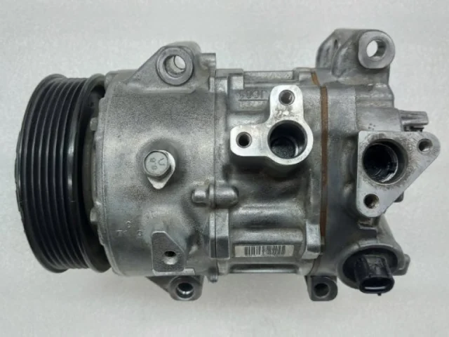 Компрессор кондиционера для Toyota RAV4 XA50 2019+ на фотографиях