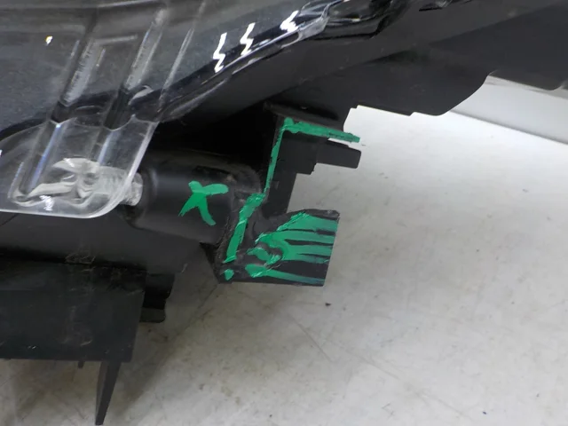 Фара ксенон левая для Mazda CX 5 KF 2017 на фотографиях