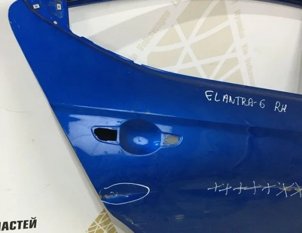 Дверь задняя правая для Hyundai Elantra AD 2015-2019 на фотографиях