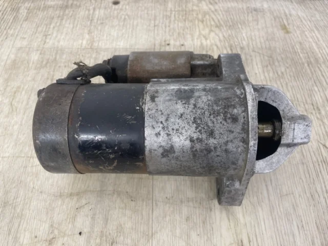 Стартер для Mitsubishi Pajero Sport K90 1997-2009 на фотографиях