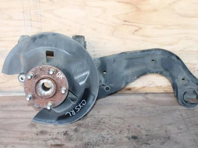 Кулак задний левый для Mazda CX 5 KE 2011-2017 на фотографиях