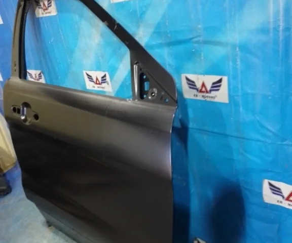 Дверь передняя правая для Ford Explorer U502 2011-2016 на фотографиях