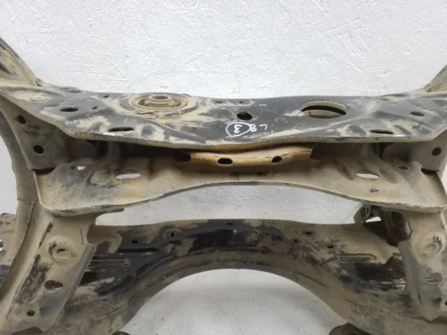 Задний подрамник для Mazda CX 5 KE 2011-2017 на фотографиях