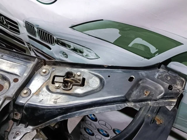 Панель радиатора (телевизор) для Mercedes-Benz GL class X164 2006-2012 на фотографиях