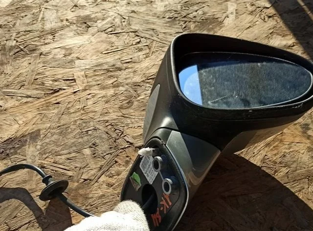 Зеркала для Opel Zafira C 2011-2015 на фотографиях