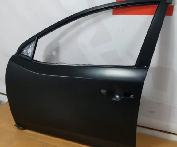 Дверь передняя левая для Kia Cerato TD 2009-2013 на фотографиях