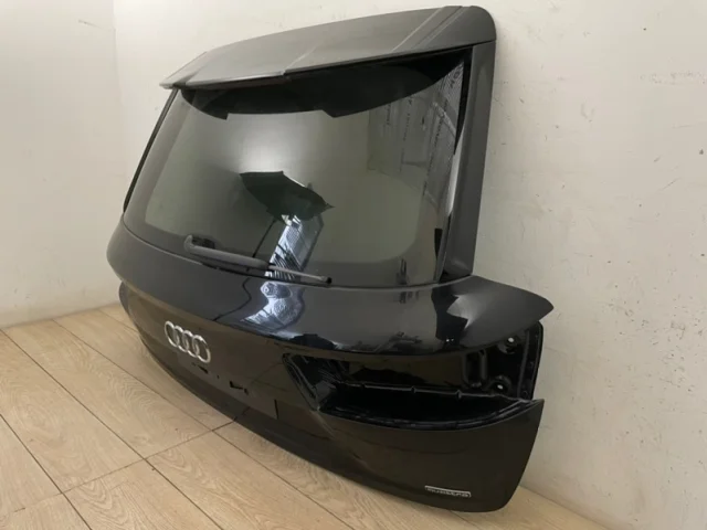 Дверь багажника для Audi Q7 4M 2015+ на фотографиях