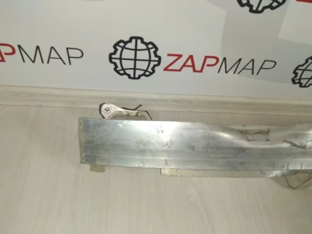 Усилитель заднего бампера для Audi A6 C7 2010-2018 на фотографиях