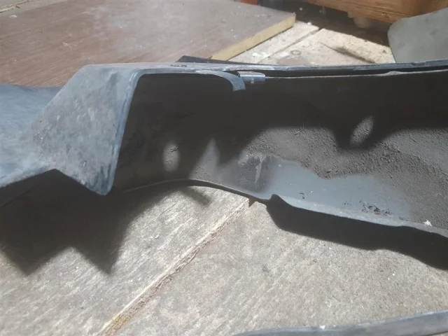 Крыло правое для Mitsubishi Pajero Sport K90 1997-2009 на фотографиях