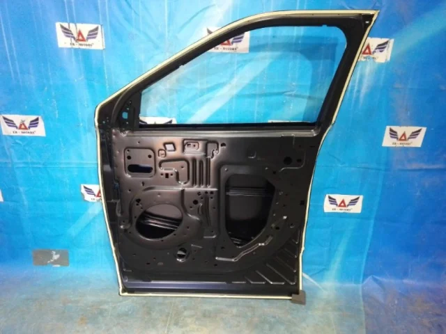 Дверь передняя правая для Ford Explorer U502 2011-2016 на фотографиях