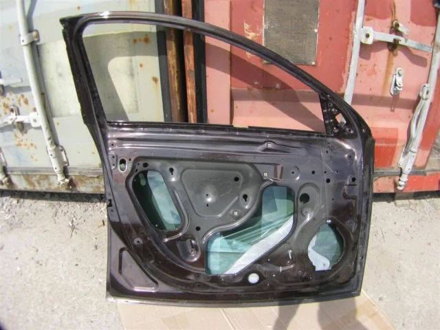 Двери для Opel Insignia Хэтчбек A 2008-2017 на фотографиях