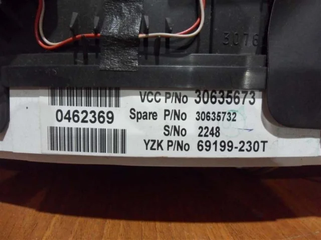 Приборная панель для Volvo XC90 I C 2002-2014 на фотографиях