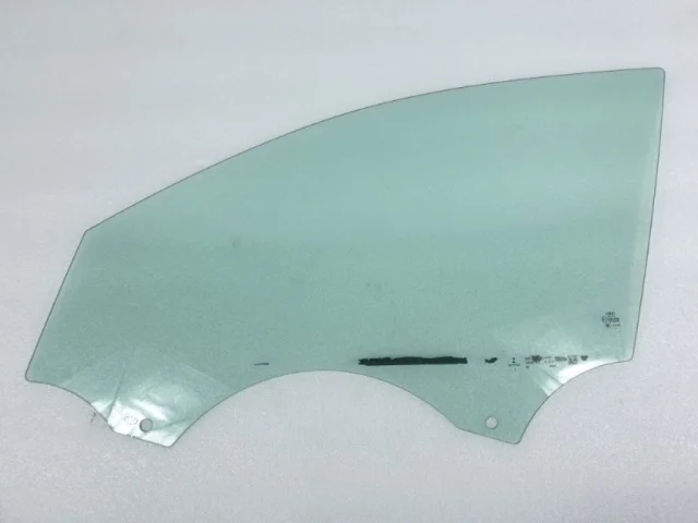 Стекла и зеркала для Audi A8 D4 2009-2017 на фотографиях