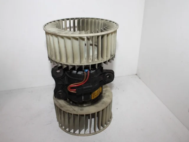 Мотор отопителя для BMW 5er Е39 1995-2003 на фотографиях