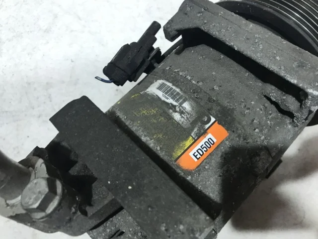 Компрессор кондиционера для Nissan Primera P12 Хэтчбек 2002-2008 на фотографиях