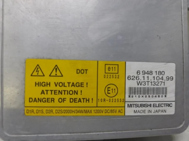 Блок розжига ксенона для Volvo XC70 BZ 2007-2016 на фотографиях