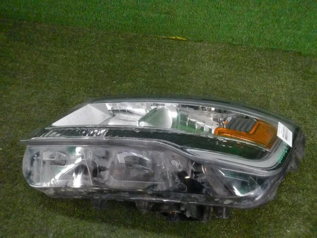 Фара левая для Ford Explorer U502 rest 2014-2019 на фотографиях